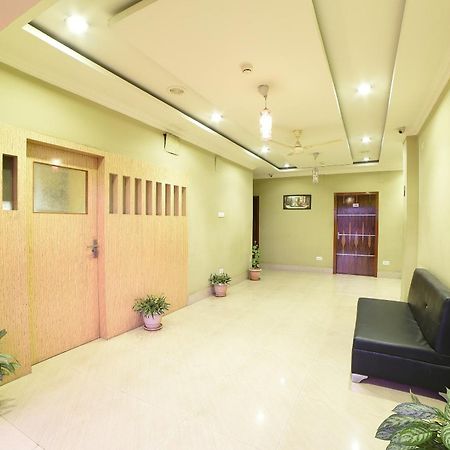 Collection O Hotel Highway Palace Guwahati Exterior foto