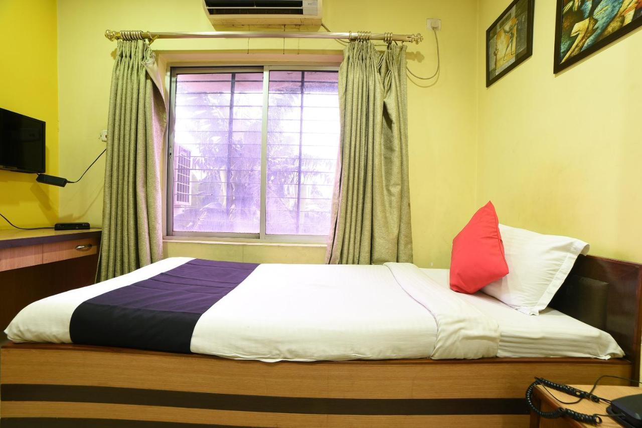 Collection O Hotel Highway Palace Guwahati Exterior foto